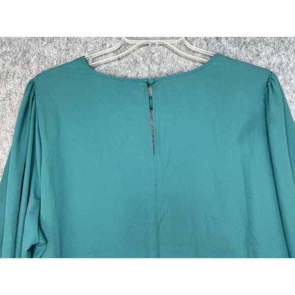 Torrid Top Women’s 3X Green Long Sleeve Twist Front Blouse - Picture 4 of 9